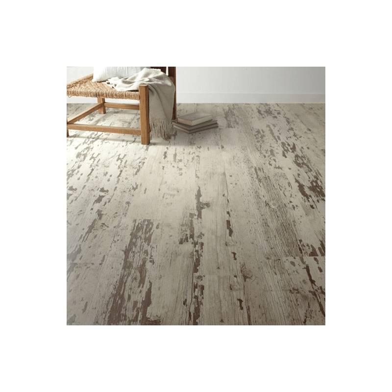 Mise en place d'un sol stratifié dans le 83