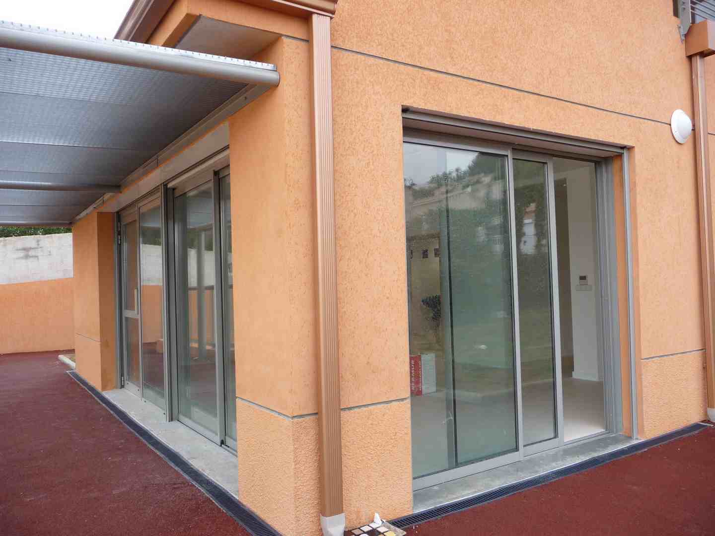 coulissant alu 2 vtx/ 2 rails   porte lourde en argent satiné