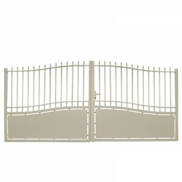 portail ivoire au style fer forgé semi-ajouré dans le 83